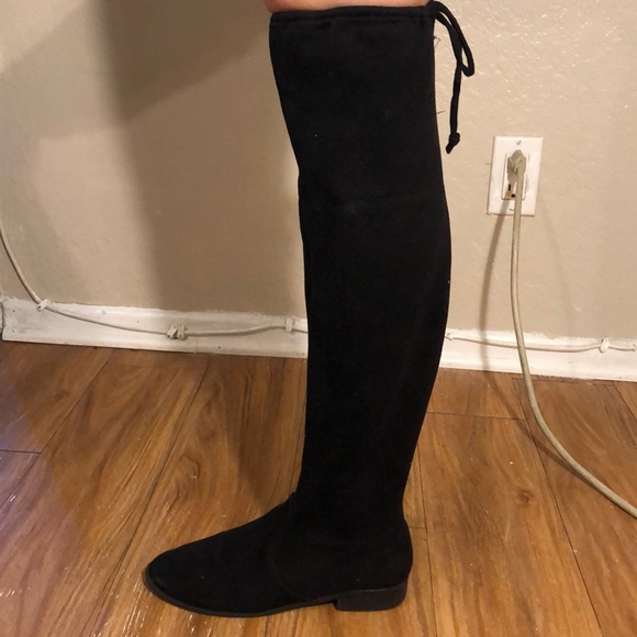 Boots - Picture 3 of 3